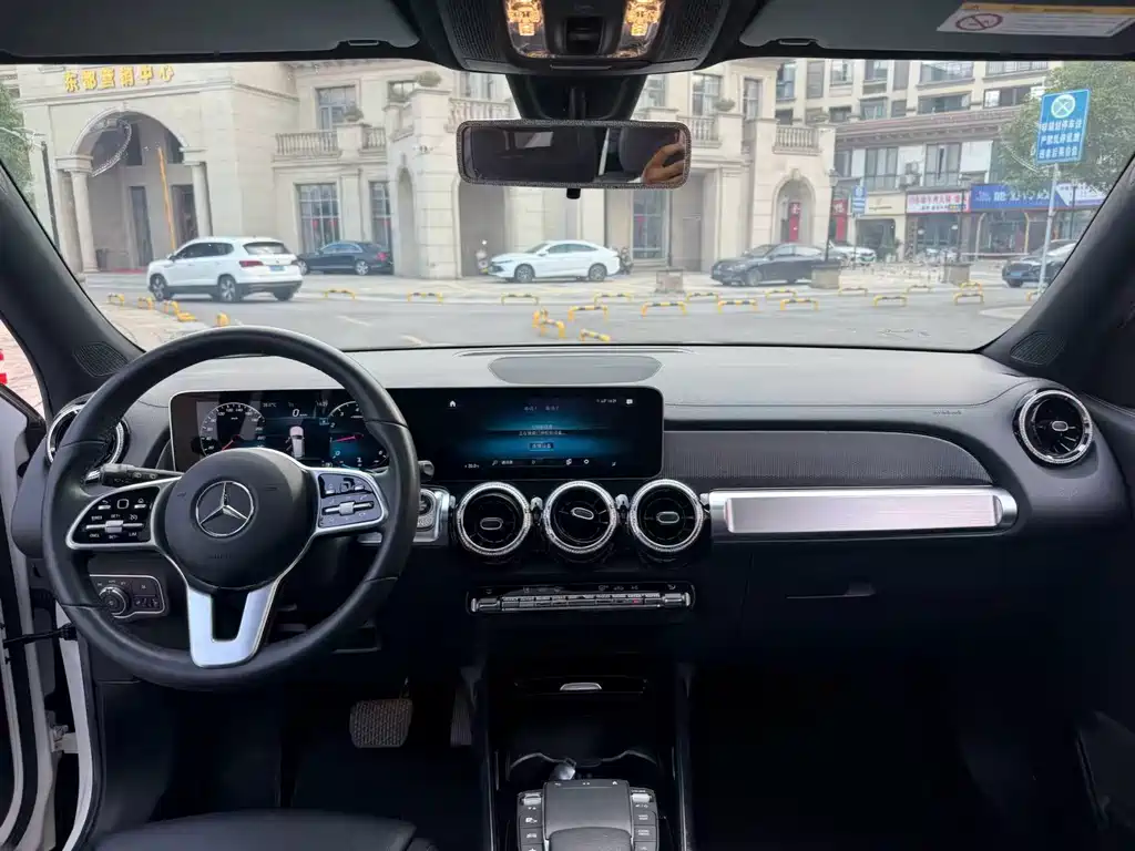 Mercedes-Benz GLB 2020