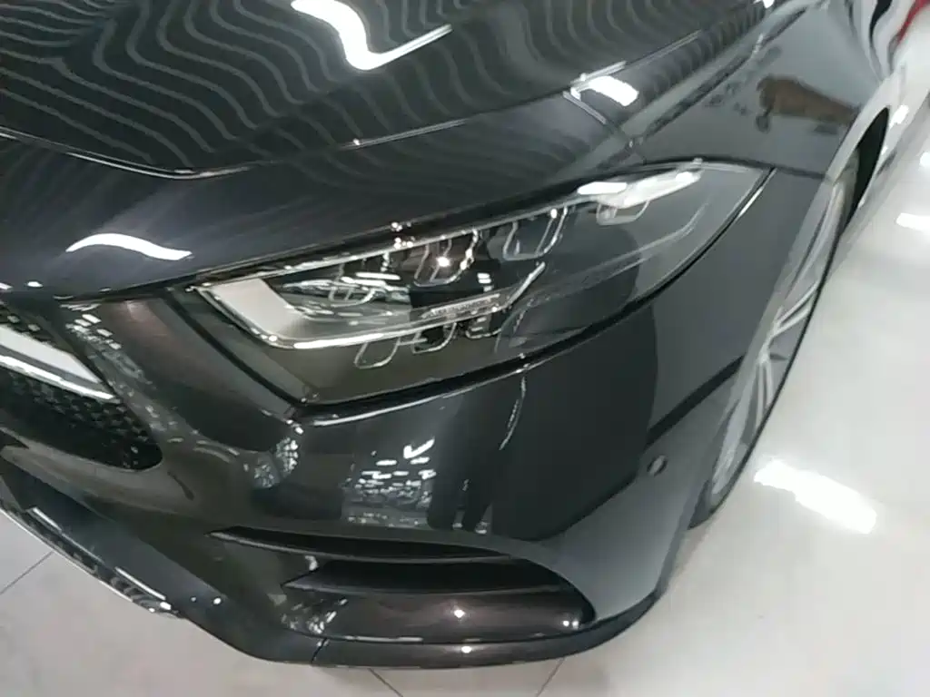 Mercedes-Benz CLS 2021 — фото 24