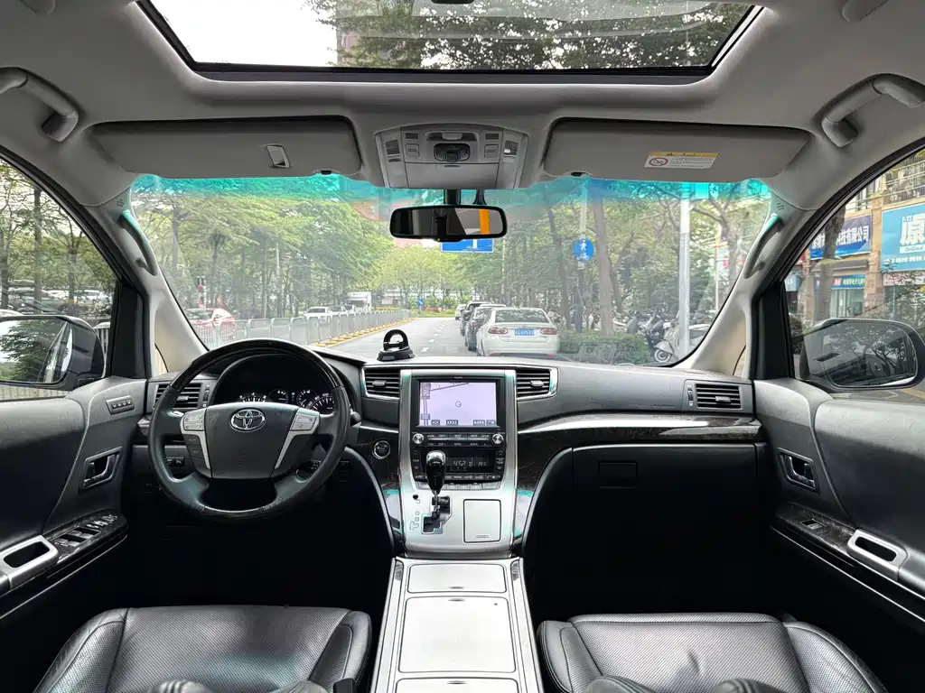 Toyota Alphard 2014 — фото 8