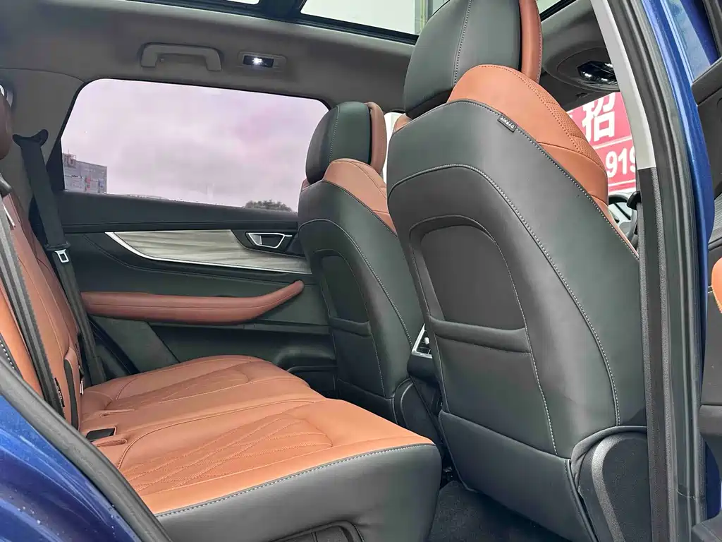 Chery Tiggo 8 PLUS 2022 — фото 9
