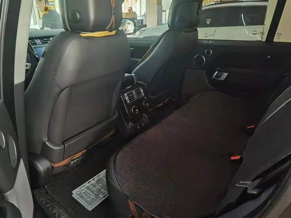 Land Rover Range Rover 2020 — фото 14