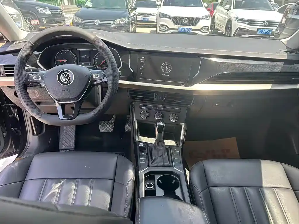Volkswagen Passat 2021