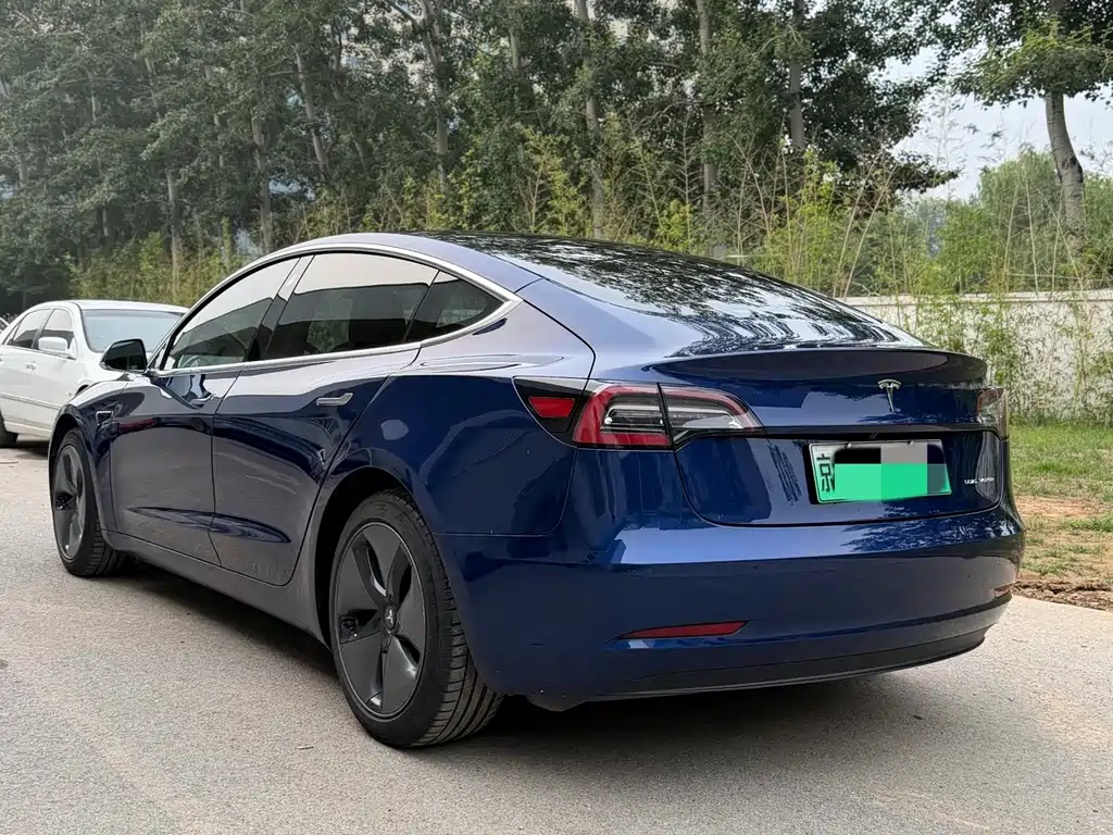 Tesla Model 3 2019 — фото 13