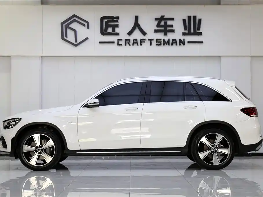 Mercedes-Benz GLC 2023 — фото 4