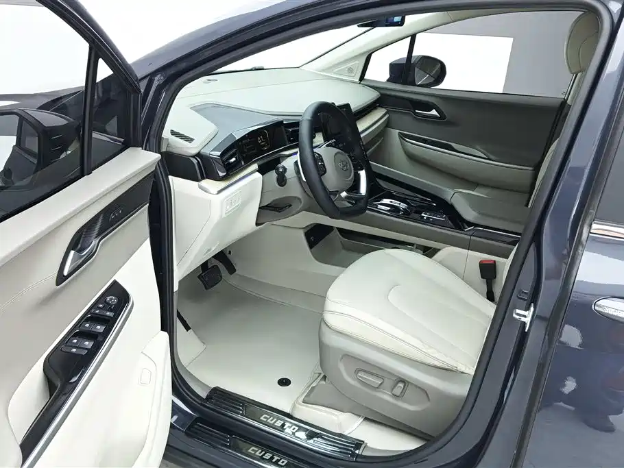 Hyundai Custo 2022 — фото 9