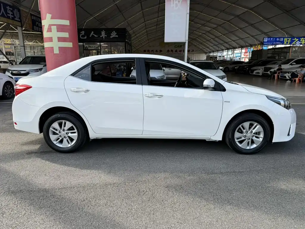 Toyota Corolla 2016 — фото 14