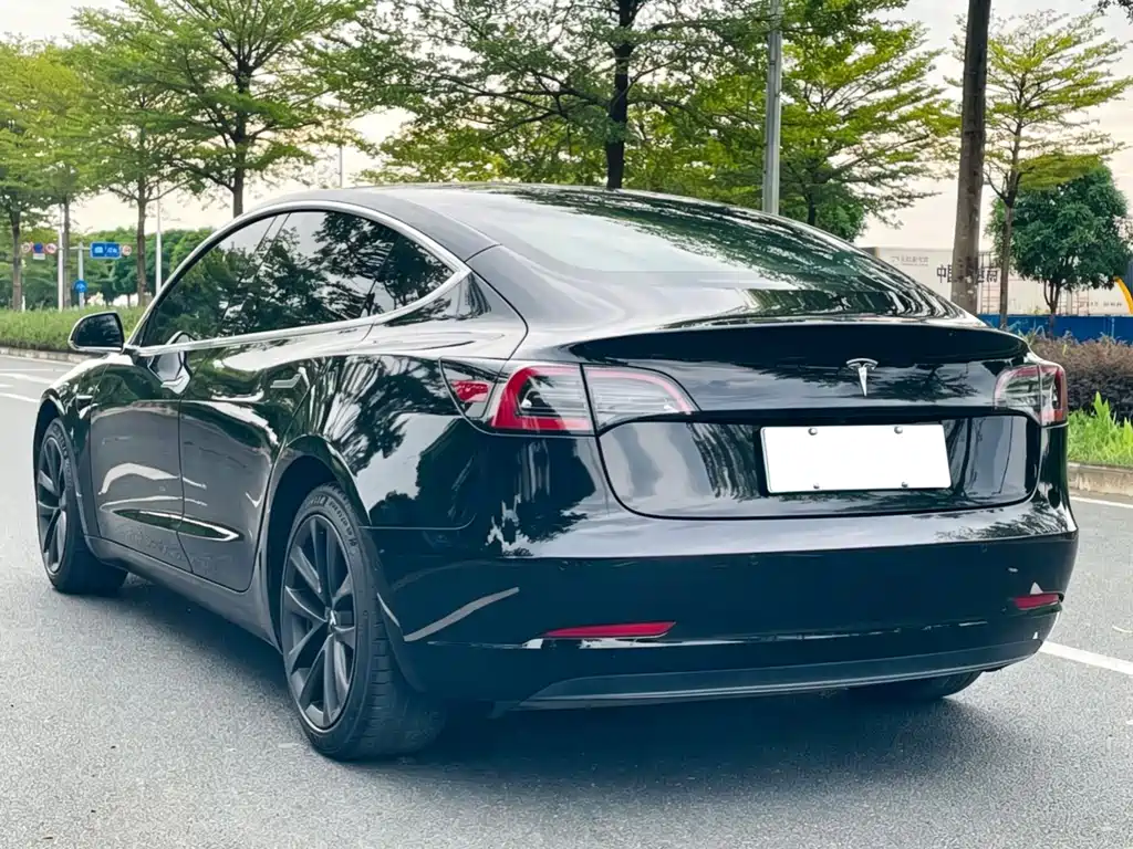 Tesla Model 3 2020 — фото 7