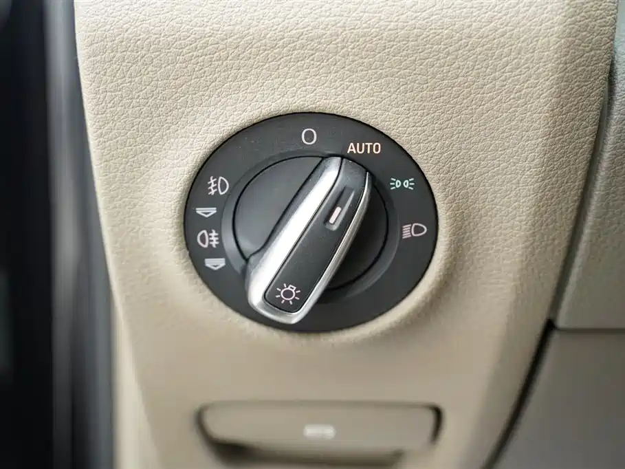 Audi Q7 2010 — фото 17