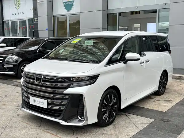 Toyota Vellfire 2024