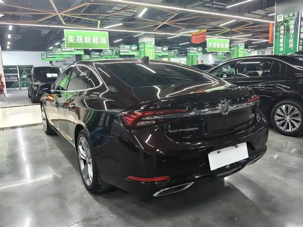 Buick LaCrosse 2023 — фото 10
