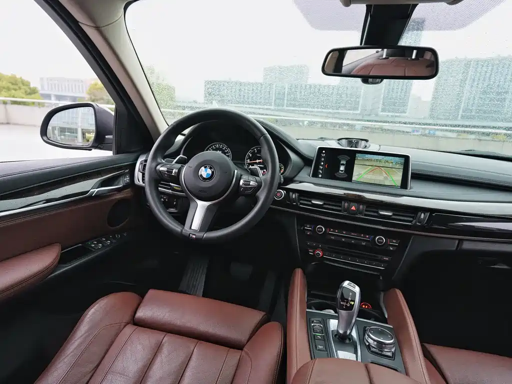 BMW X6 2016 — фото 11