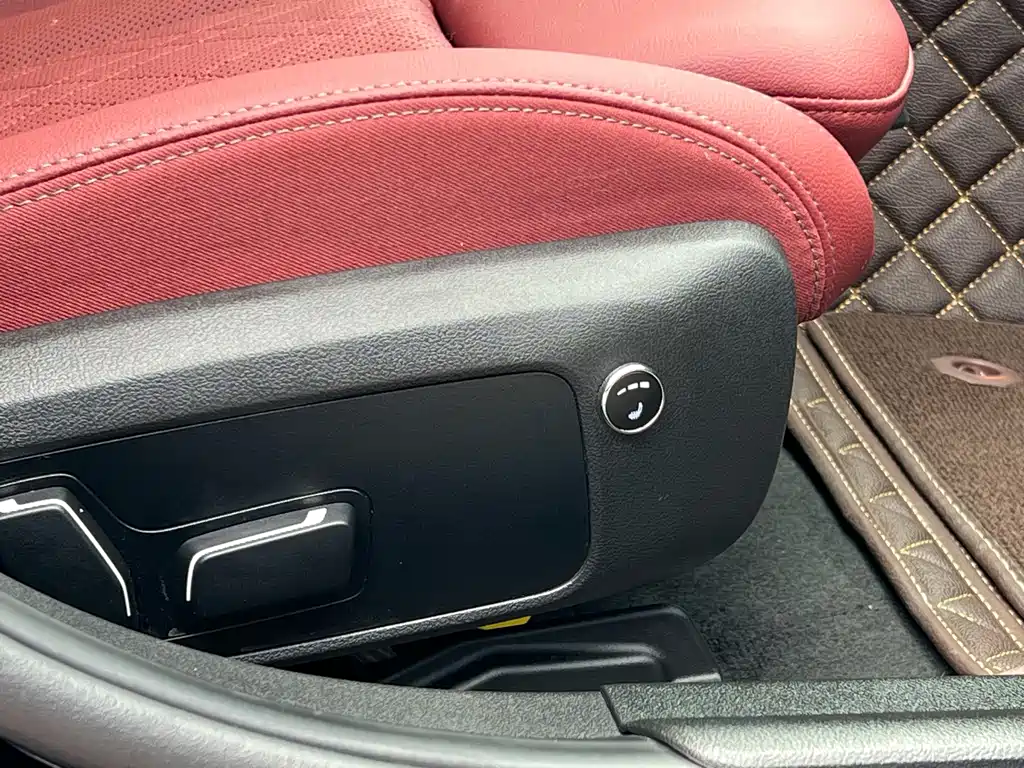 BMW 3 Series 2024 — фото 13