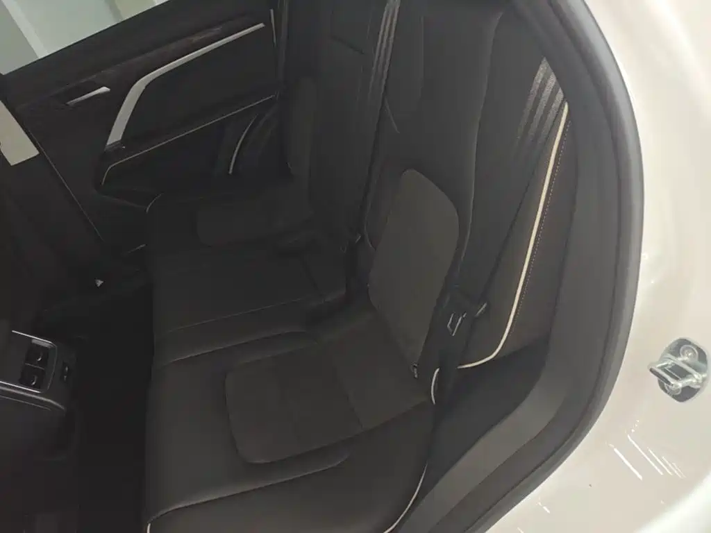Haval H6 2023 — фото 24