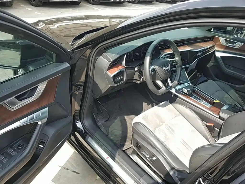 Audi A6L 2023 — фото 16