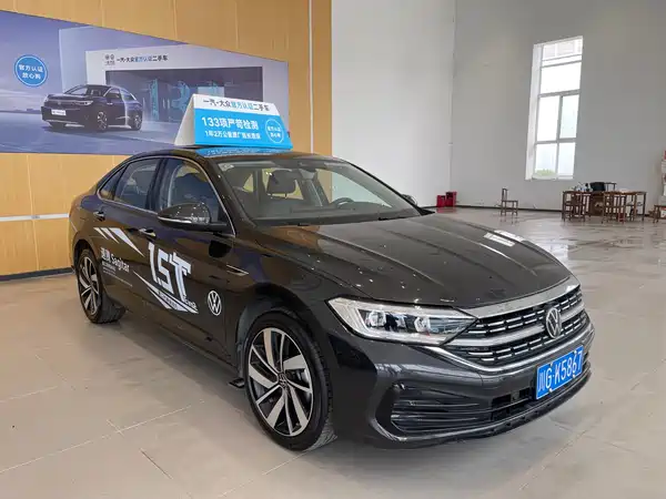 Volkswagen Sagitar 2024