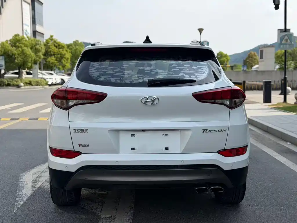 Hyundai Tucson 2017 — фото 12
