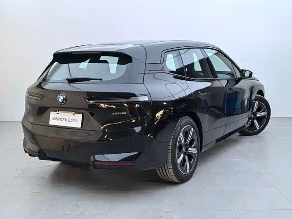 BMW iX 2023