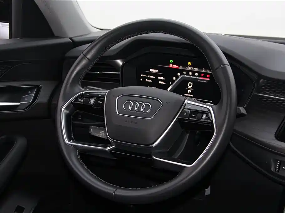 Audi Q6 2024 — фото 14
