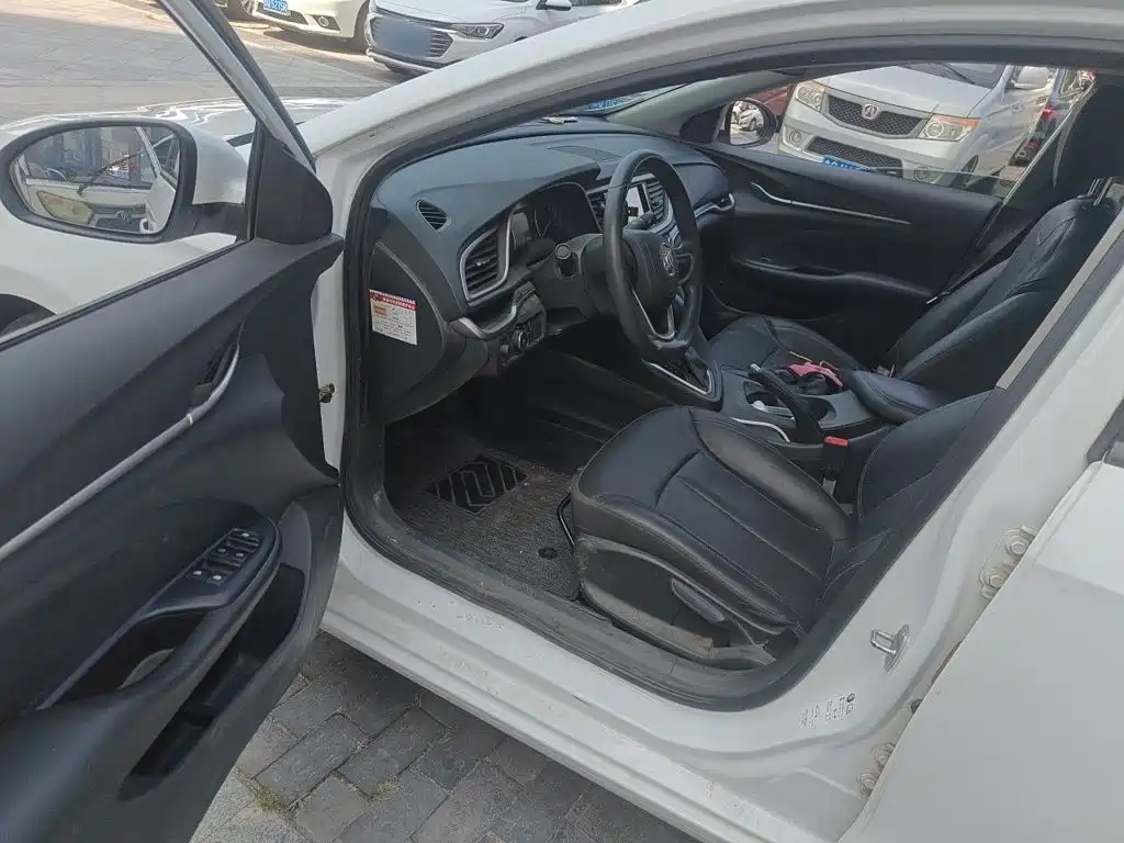 Buick Excelle GT 2022 — фото 14