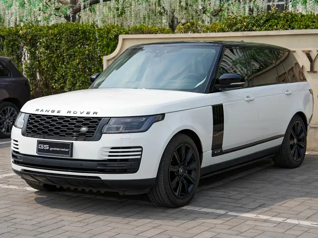 Land Rover Range Rover 2018 — фото 1