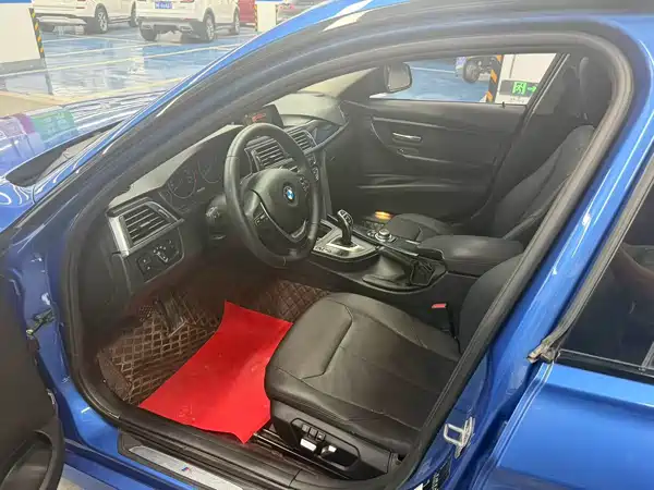 BMW 3 Series 2017