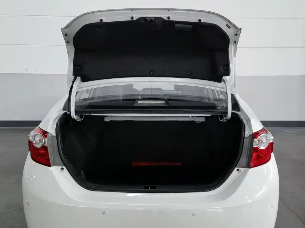 Toyota Levin 2017 — фото 16