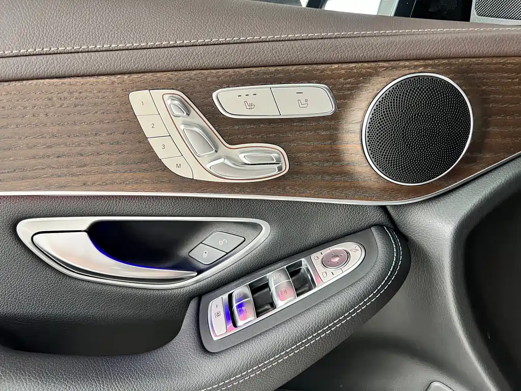 Mercedes-Benz GLC 2023 — фото 19