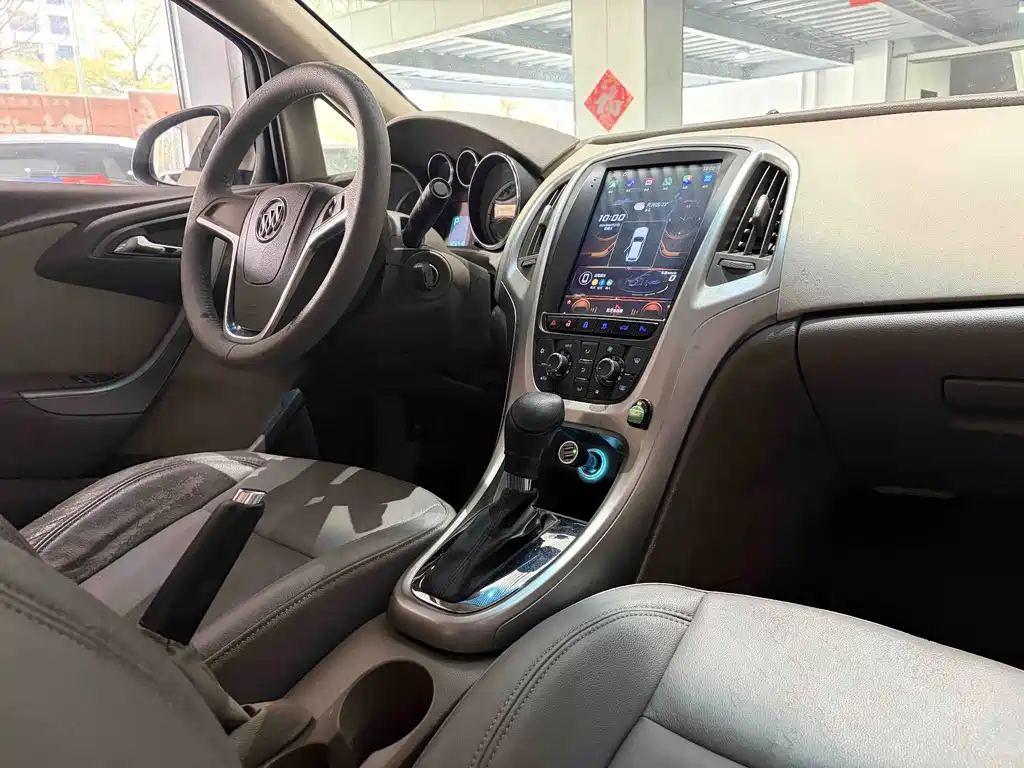 Buick Excelle 2015 — фото 30