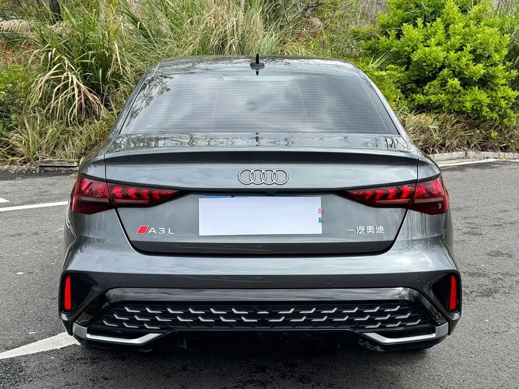 Audi A3 2025 — фото 18