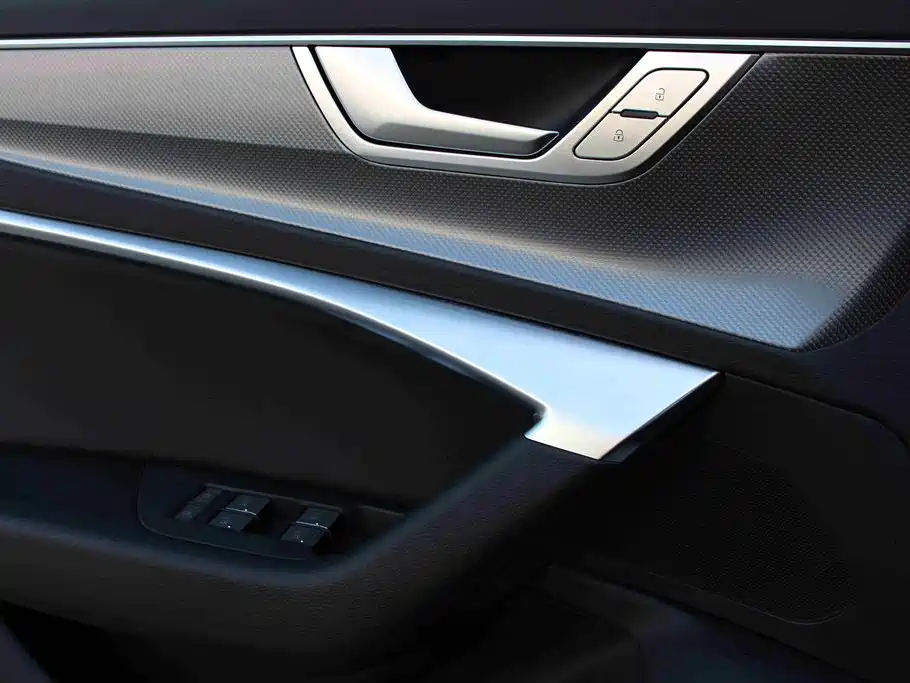Audi A6L 2023 — фото 9