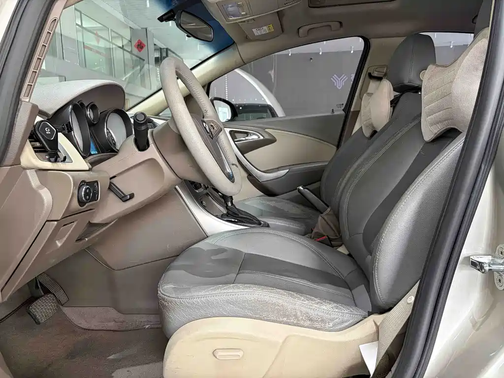 Buick Excelle 2015