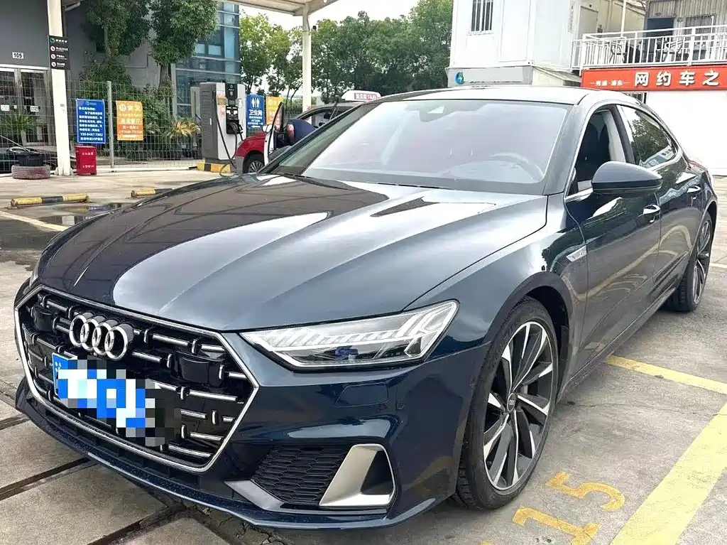 Audi A7L 2026 — фото 1