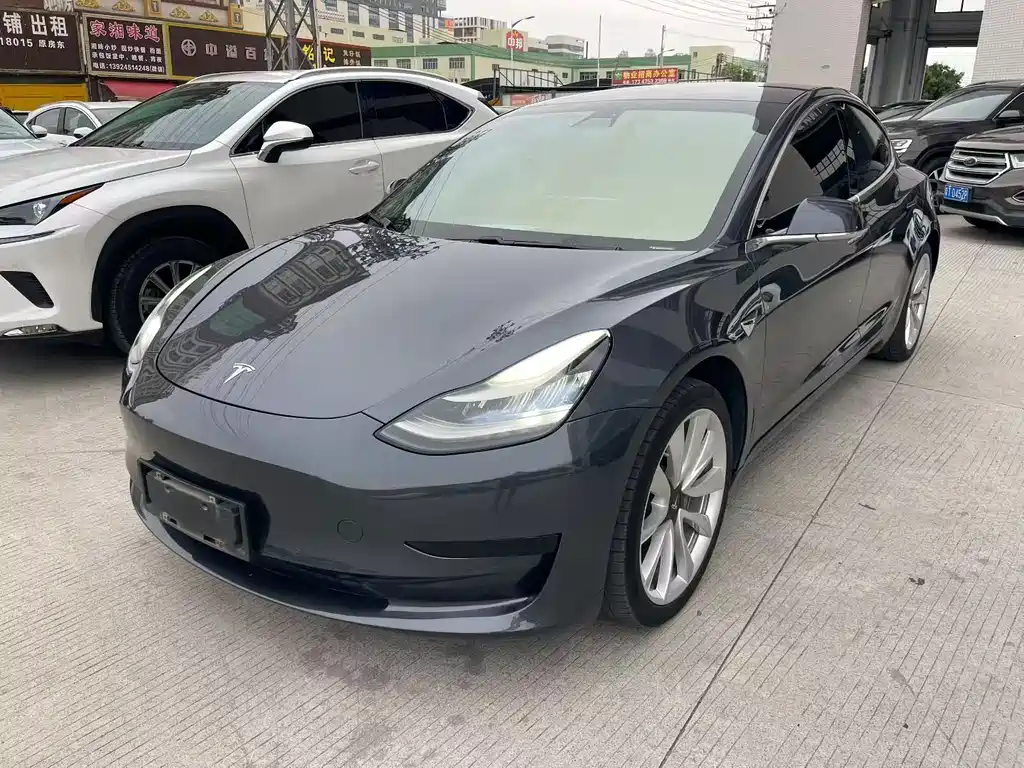Tesla Model 3 2020 — фото 1
