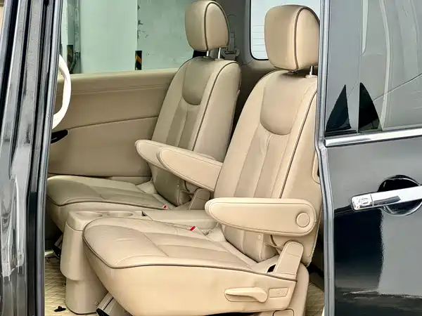 Nissan Quest 2017