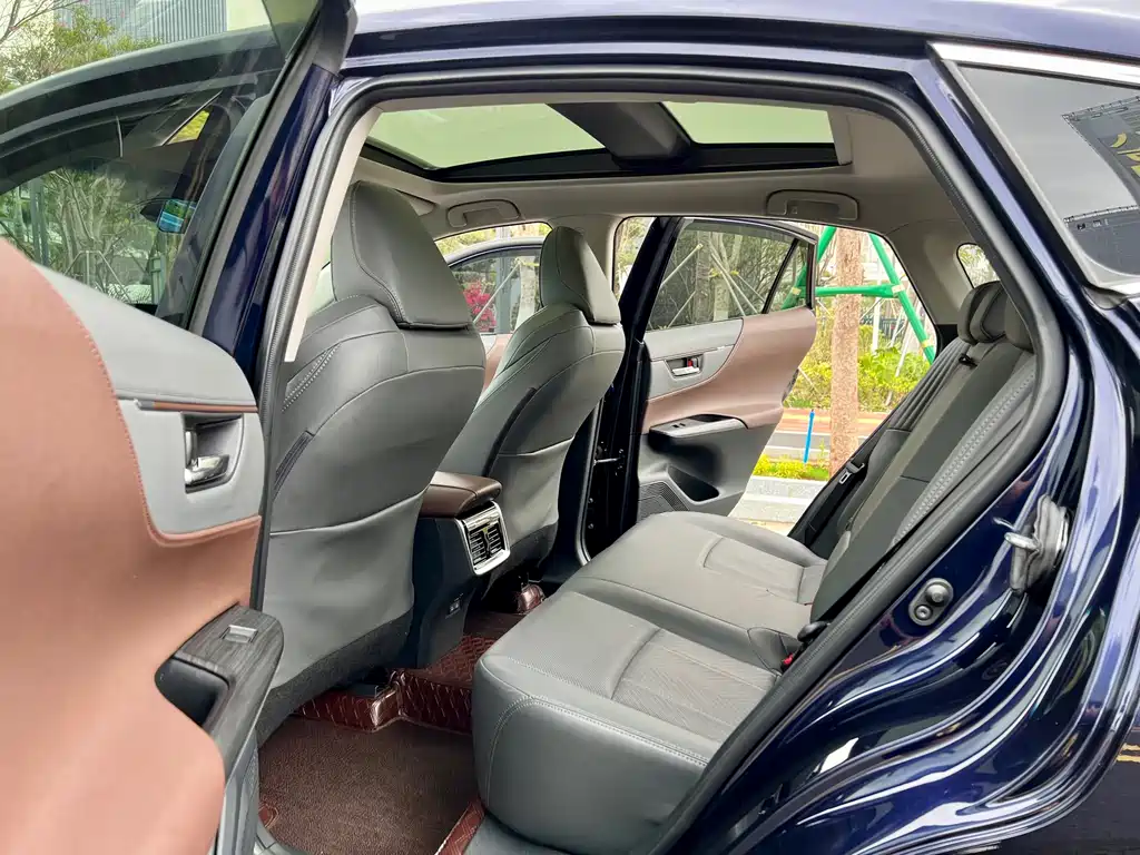 Toyota Harrier 2022 — фото 8