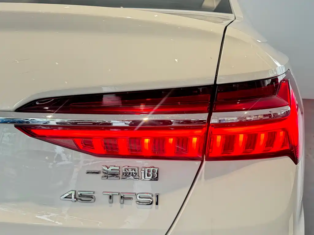 Audi A6L 2020 — фото 9
