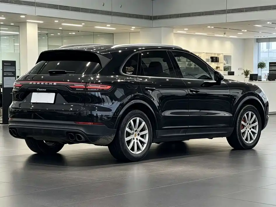 Porsche Cayenne 2018 — фото 7