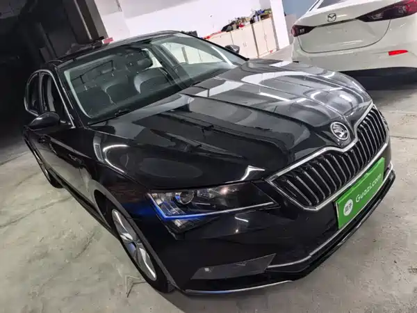 Skoda Superb 2016