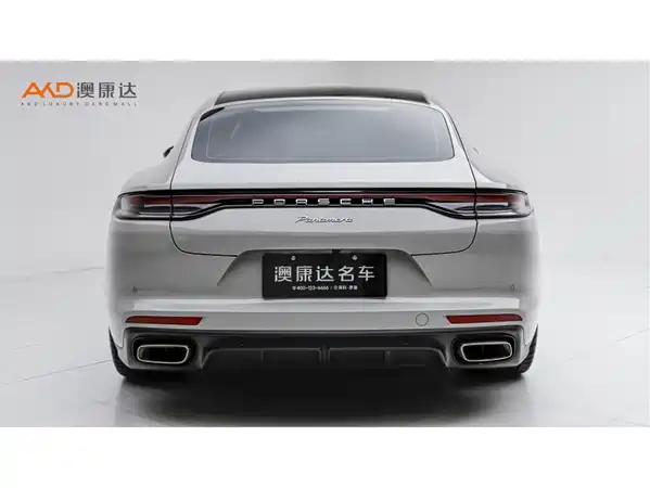 Porsche Panamera 2024