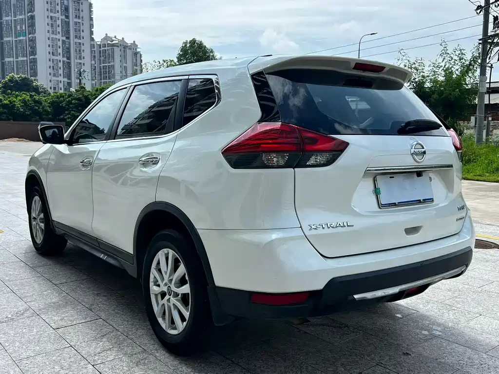 Nissan X-Trail 2019 — фото 9