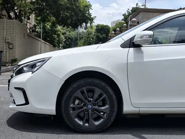 BYD Qin EV 2018