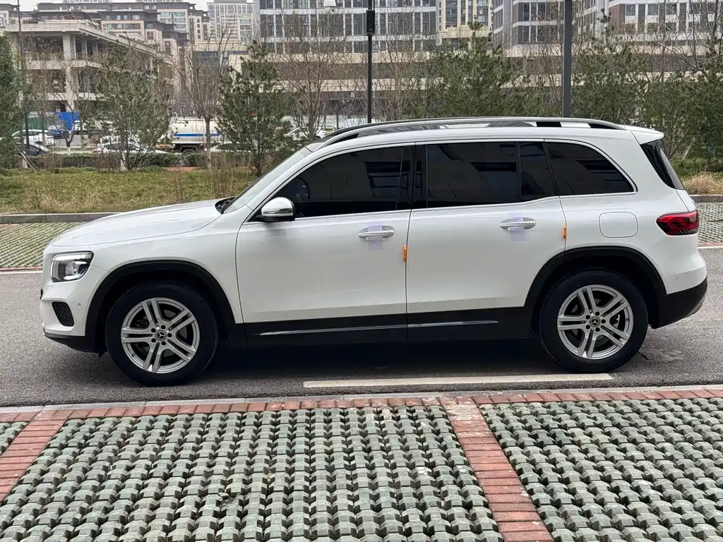 Mercedes-Benz GLB 2020 — фото 3