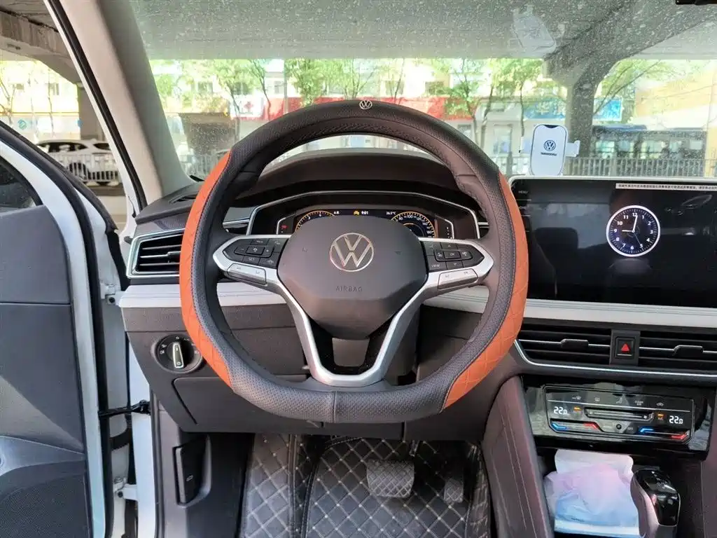 Volkswagen Tiguan L 2025 — фото 11