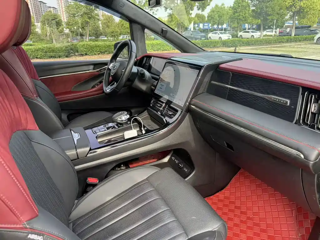 GAC Motor Trumpchi M8 2023 — фото 13