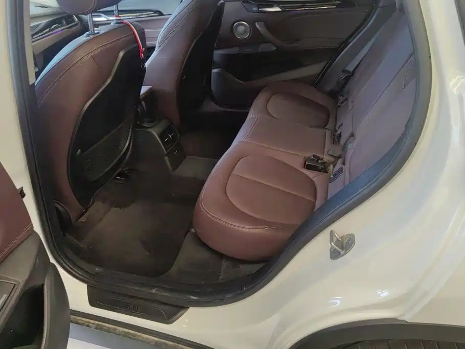 BMW X1 2021 — фото 11