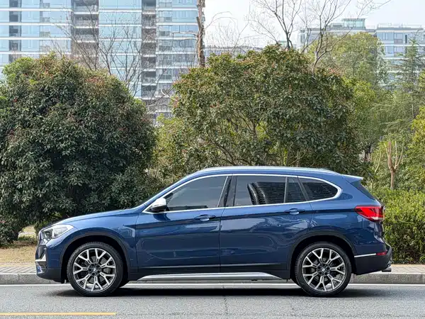 BMW X1 2021
