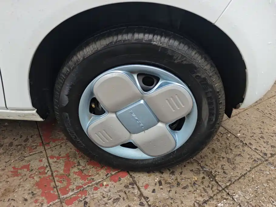 Geely Galaxy Panda 2025