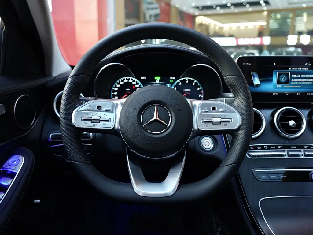 Mercedes-Benz C-Class 2020 — фото 14
