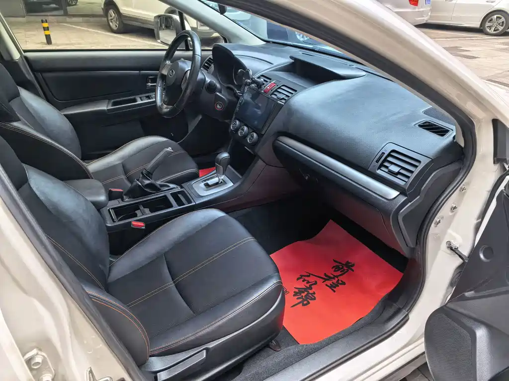 Subaru XV 2015 — фото 7