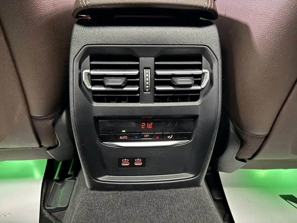 BMW i3 2023 — фото 10